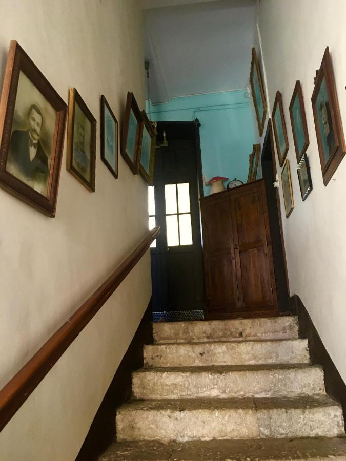 Le 7 Des Tonneliers Acomodação com café da manhã Castelfranc Exterior foto